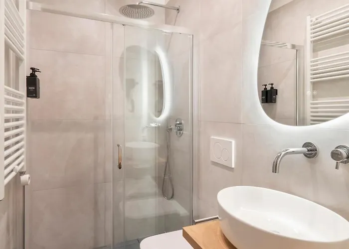 Giusi - Piazza Vittorio 4* Рим