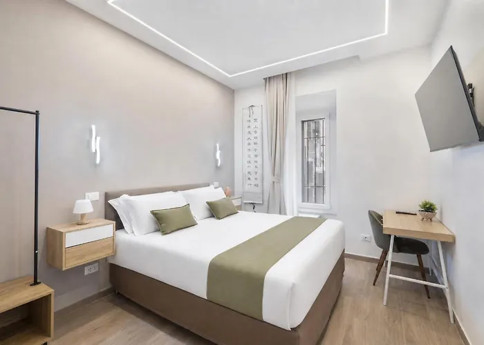 Πανσιόν Giusi - Piazza Vittorio 4*